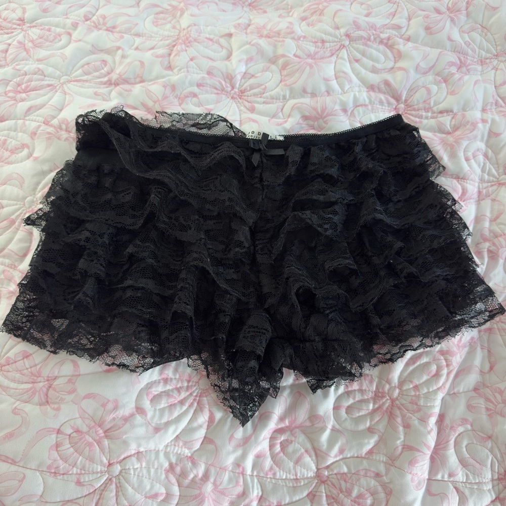 Black Lace Ruffle Women mini Shorts